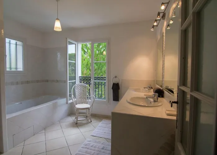 Belle Bastide Du Midi Вилла Campagnan