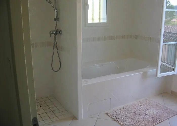 Вилла Belle Bastide Du Midi *