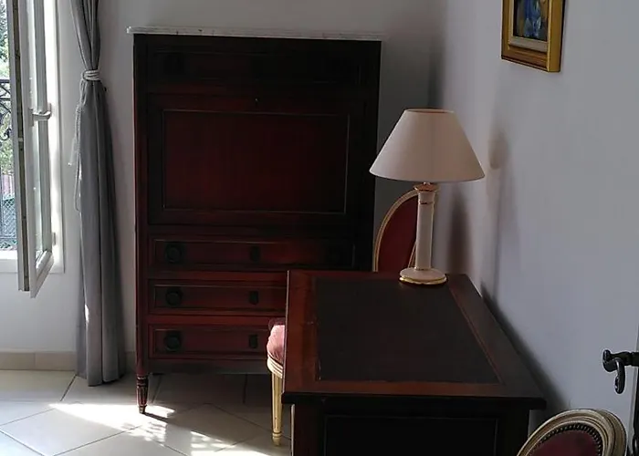 Вилла Belle Bastide Du Midi *