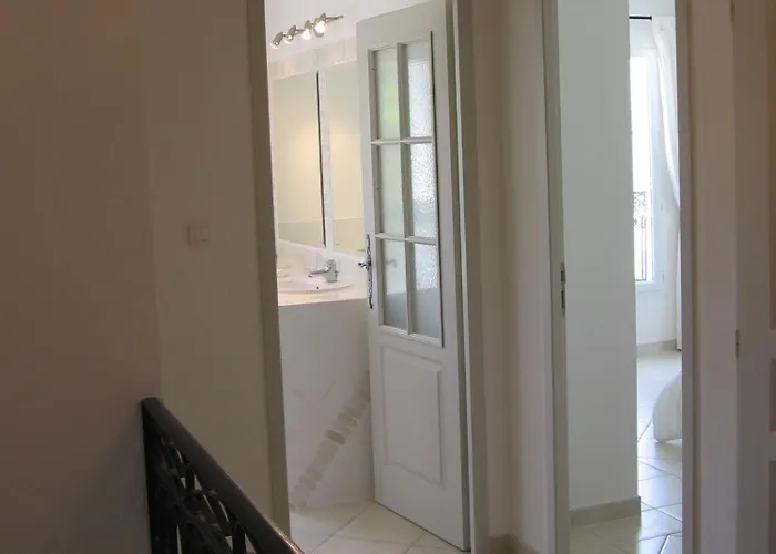 Вилла Belle Bastide Du Midi *