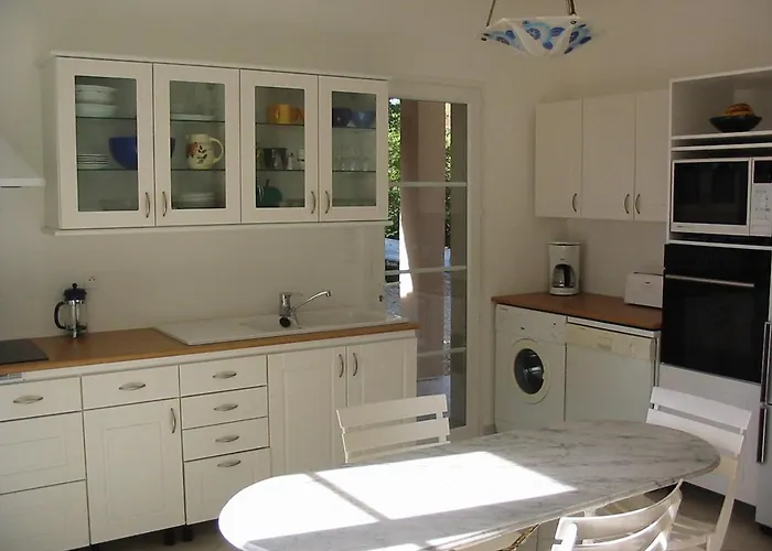 Belle Bastide Du Midi Вилла Campagnan