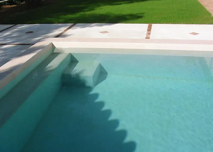 Вилла Belle Bastide Du Midi Campagnan